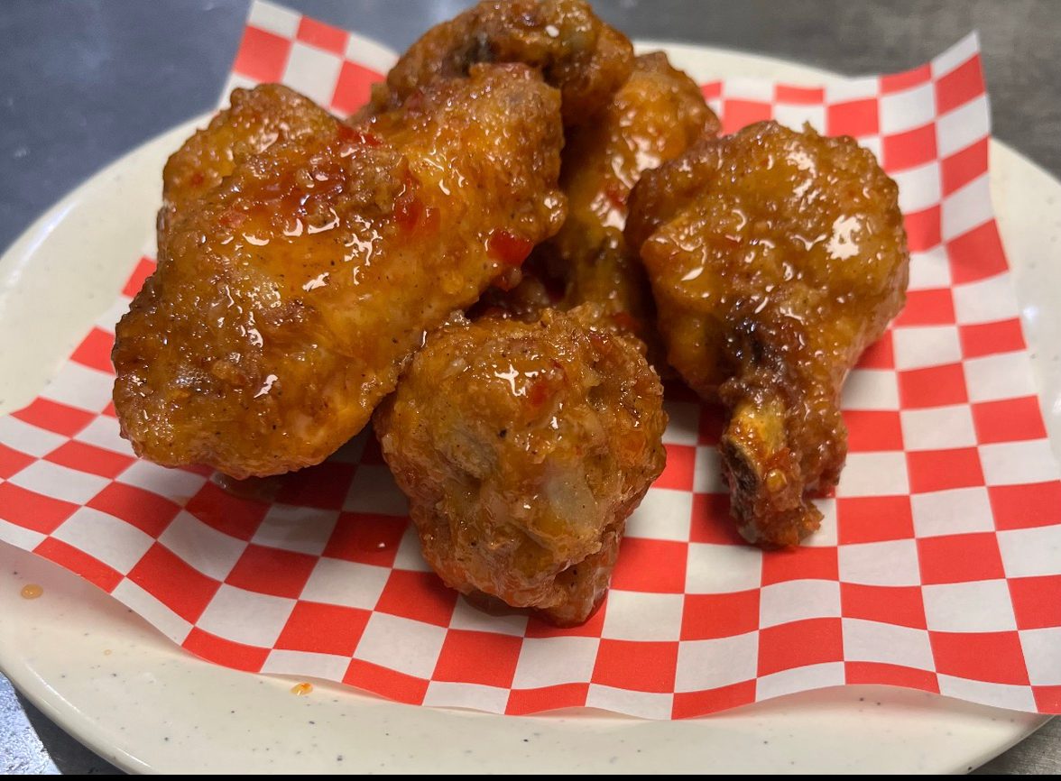Zak'en Fried Chicken Wings.