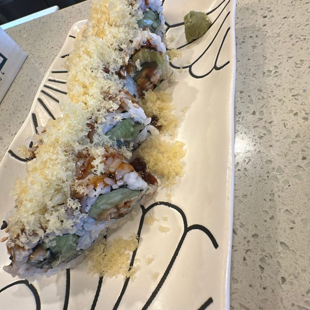 Eel Crunch Roll.
