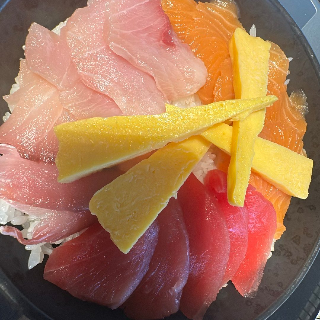 Chirashi Bowl Combo.
